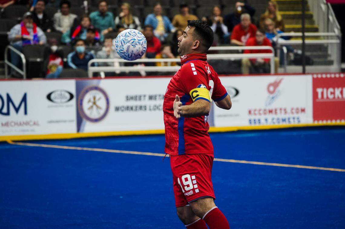 Kansas City Comets captain John Sosa controls the ball during the team’s West Coast road trip last weekend.