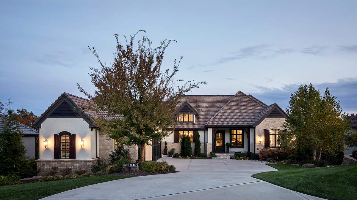 New listing! This award-winning reverse 1 ½-story home by Cecil & Ray Homes offers luxury upgrades and elevated design elements that set this home apart.