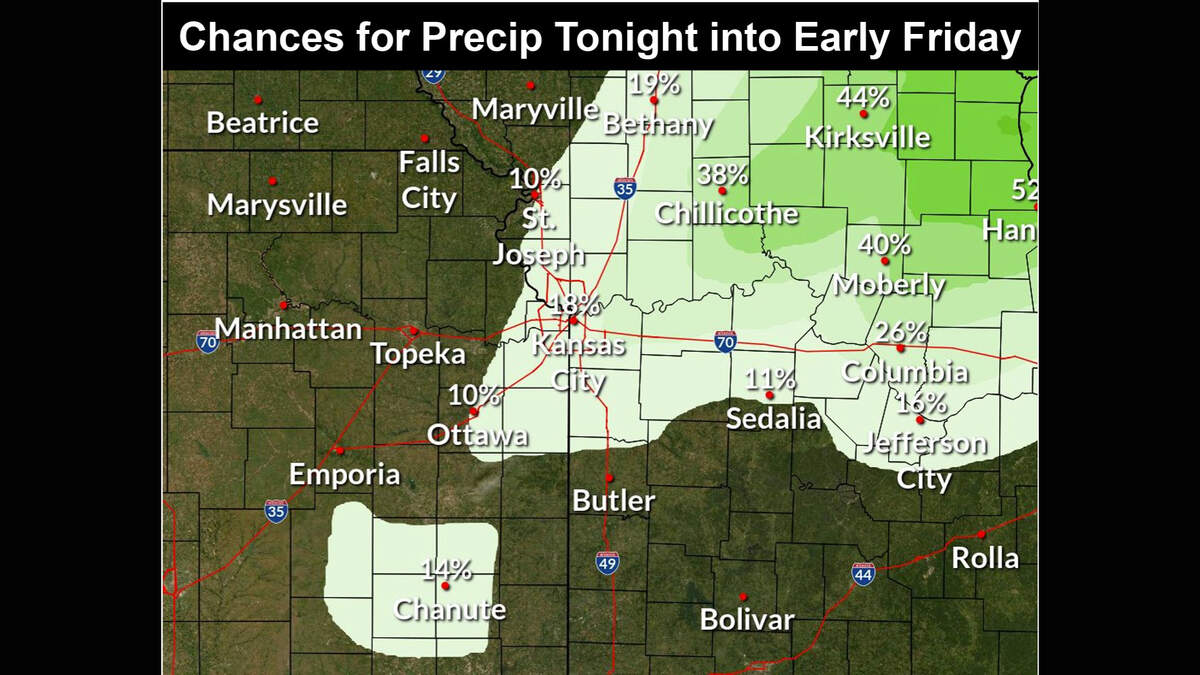 The chance of rain increases Thursday evening ahead of an approaching cold front, according to the National Weather Service. Light showers, mainly east of Interstate 35 and north of I-70, will be possible. No severe weather is expected; however, a few isolated thunderstorms may occur.