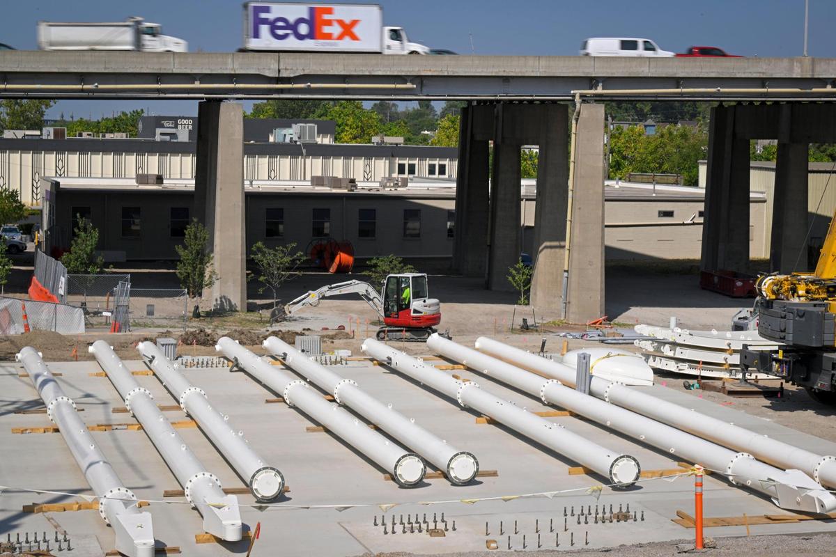 Parts for the observation wheel have been arriving on the site, including the supports for the wheel. Under KC Wheel will be Pennway Putt, a family-friendly mini-golf course and the Wheel House, an eatery.