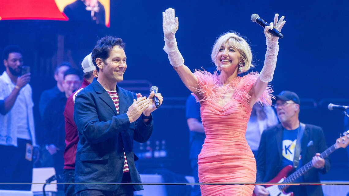 See the celebrities & acts that entertained a KC crowd for Big Slick 2026