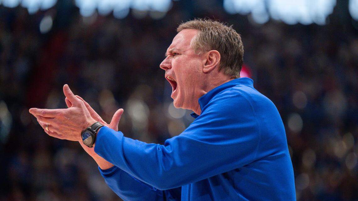 Riding 7-game win streak, KU basketball returns to top 10 of AP Top 25 rankings