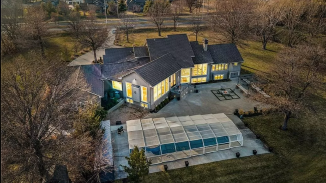 See inside $3.2 million home on sale in Overland Park with outdoor pool, 3 acres of land