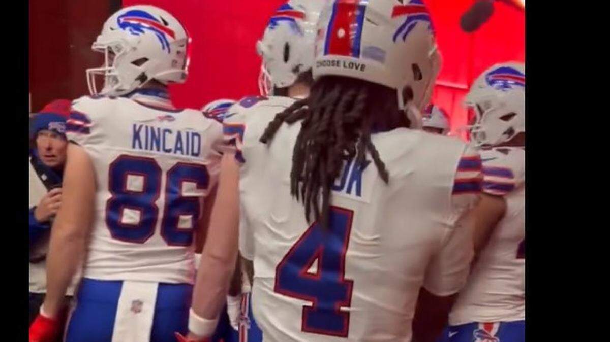 Bills players noted Taylor Swift’s arrival Sunday.