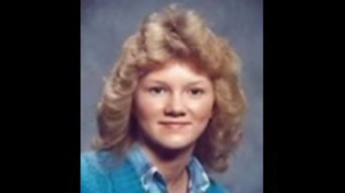 The FBI and Independence police are asking for the public’s help in the unsolved murder of Diana Ault, a 26-year-old woman who was shot and killed more than 28 years ago. 