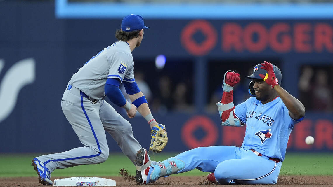 Royals shut out in Toronto as 9-game winning streak ends against Blue Jays