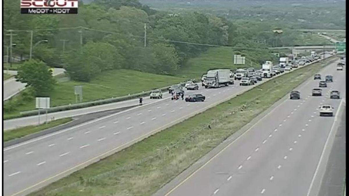 An armed person in the 4300 block of North Corrington Avenue in Kansas City has shutdown the area, including northbound Interstate 435 near Missouri 210. 