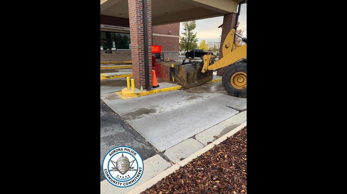 Someone used a front-end loader to try and steal an ATM from a Wells Fargo bank in Aurora, Colorado, over the weekend.