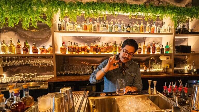At new Johnson County cocktail bar, ‘the protagonist of the night’ is you