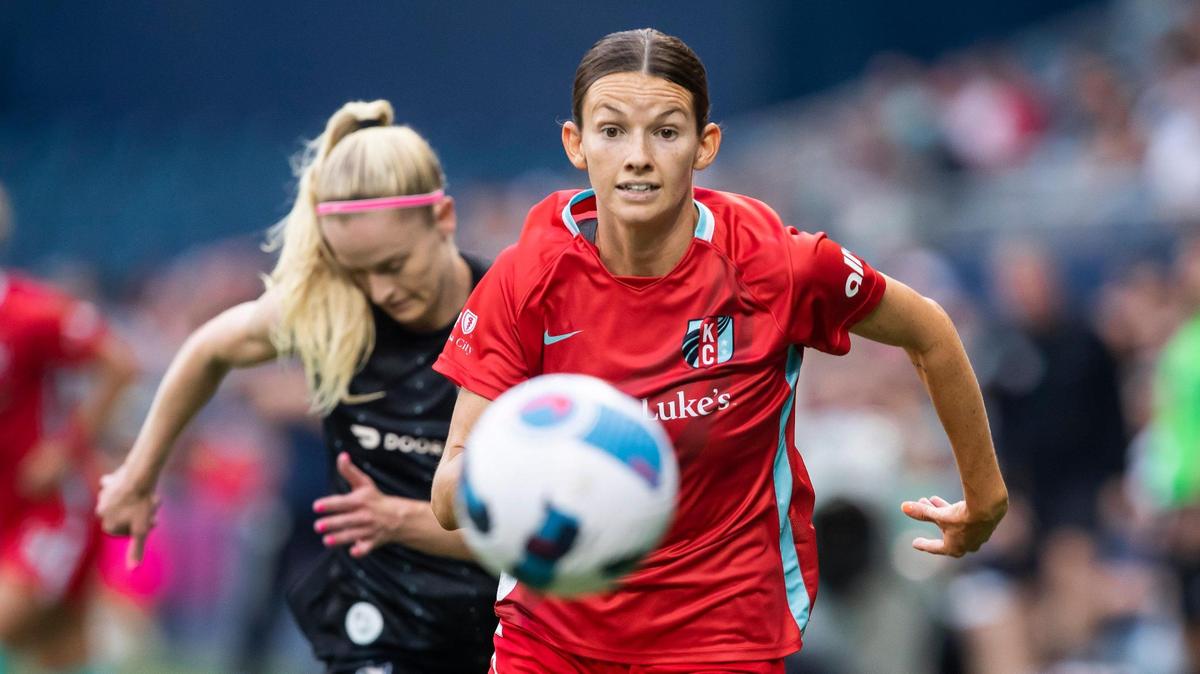 KC Current forward Cece Kizer chases down a loose ball during a home match against Angel City FC at Children’s Mercy Park in Kansas City, Kansas.