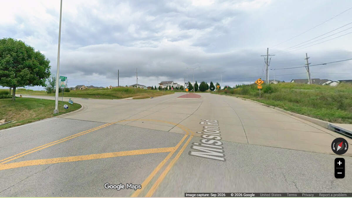 Fire crews rescue construction worker from collapsed trench in Overland Park