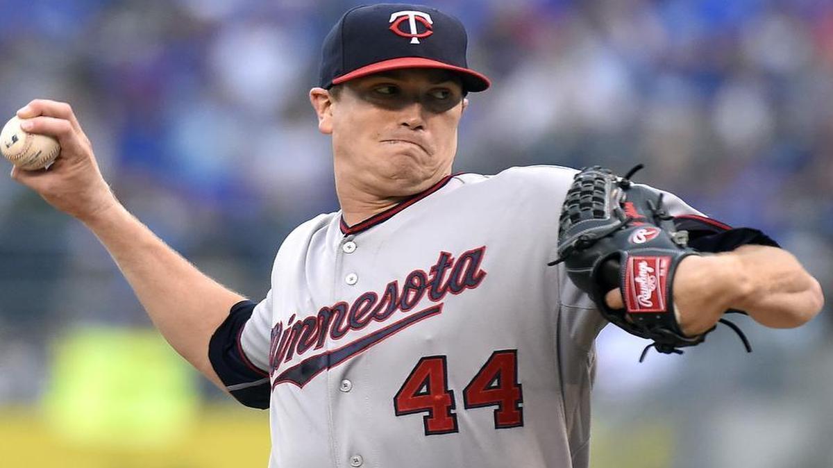 
Minnesota Twins starting pitcher Kyle Gibson (44) throws during Thursday's baseball game against the Kansas City Royals on July 2, 2015 at Kauffman Stadium in Kansas City, Mo.
