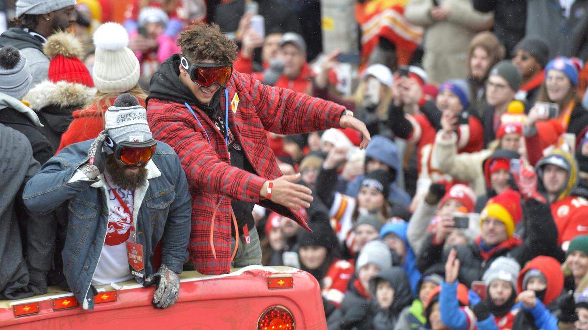 Chiefs quarterback Patrick Mahomes fired up the crowd during the 2020 Super Bowl parade in downtown Kansas City.