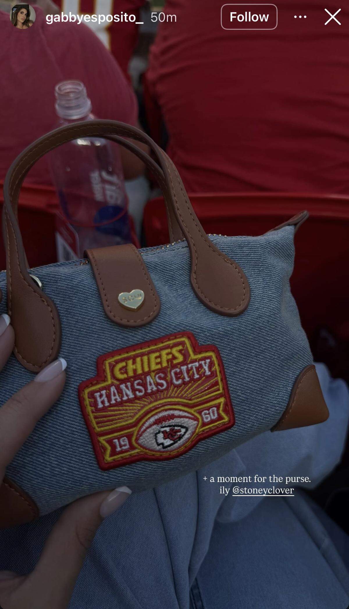 Esposito carried a personalized denim bag by Stoney Clover.