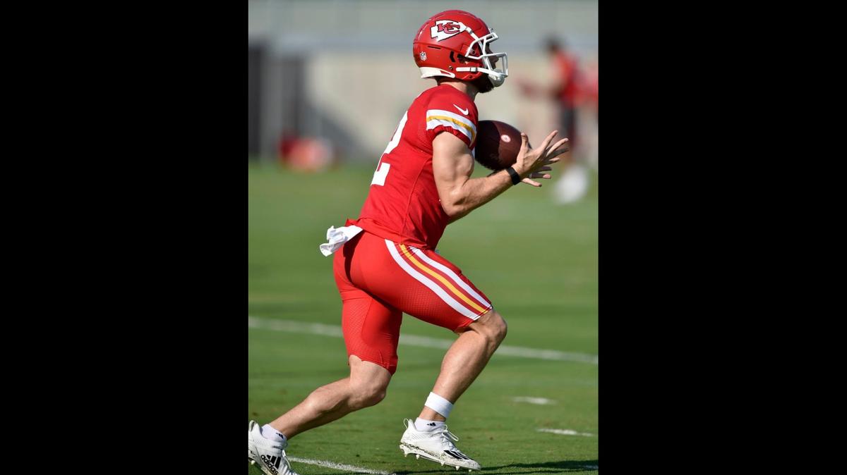 Wide receiver Gehrig Dieter makes a catch during the Kansas City Chiefs training camp at their training facility Friday, Aug. 14, 2020.