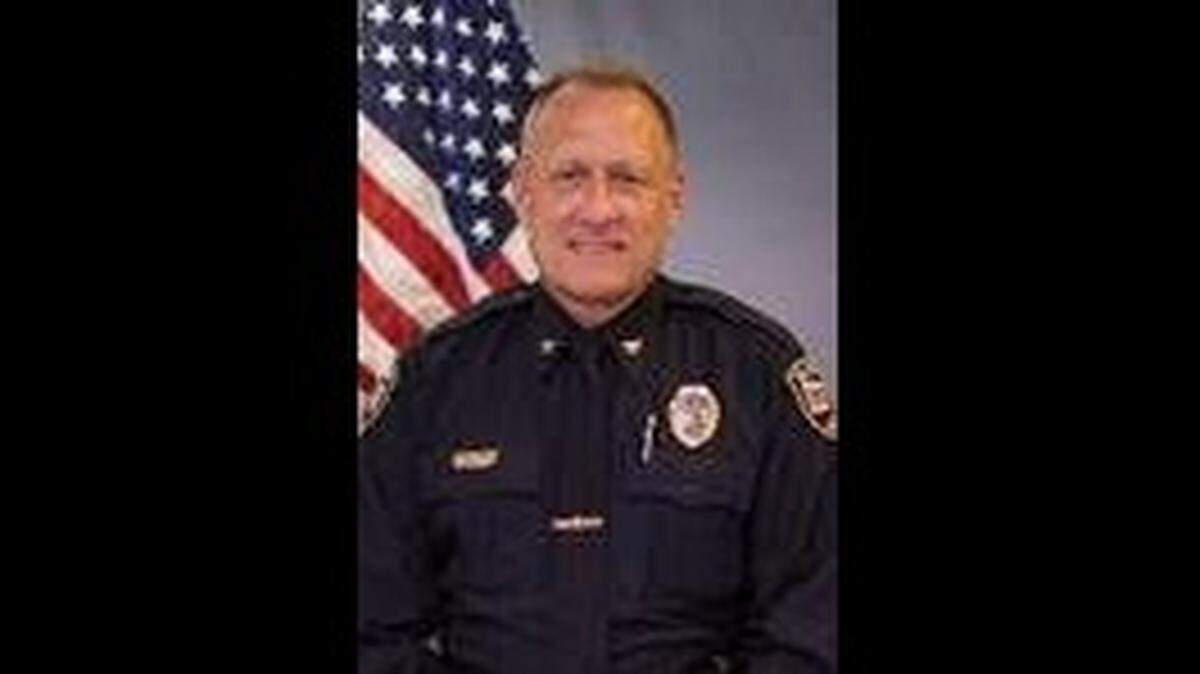 Olathe Police Chief Steven R. Menke has announced he plans to retire on April 1