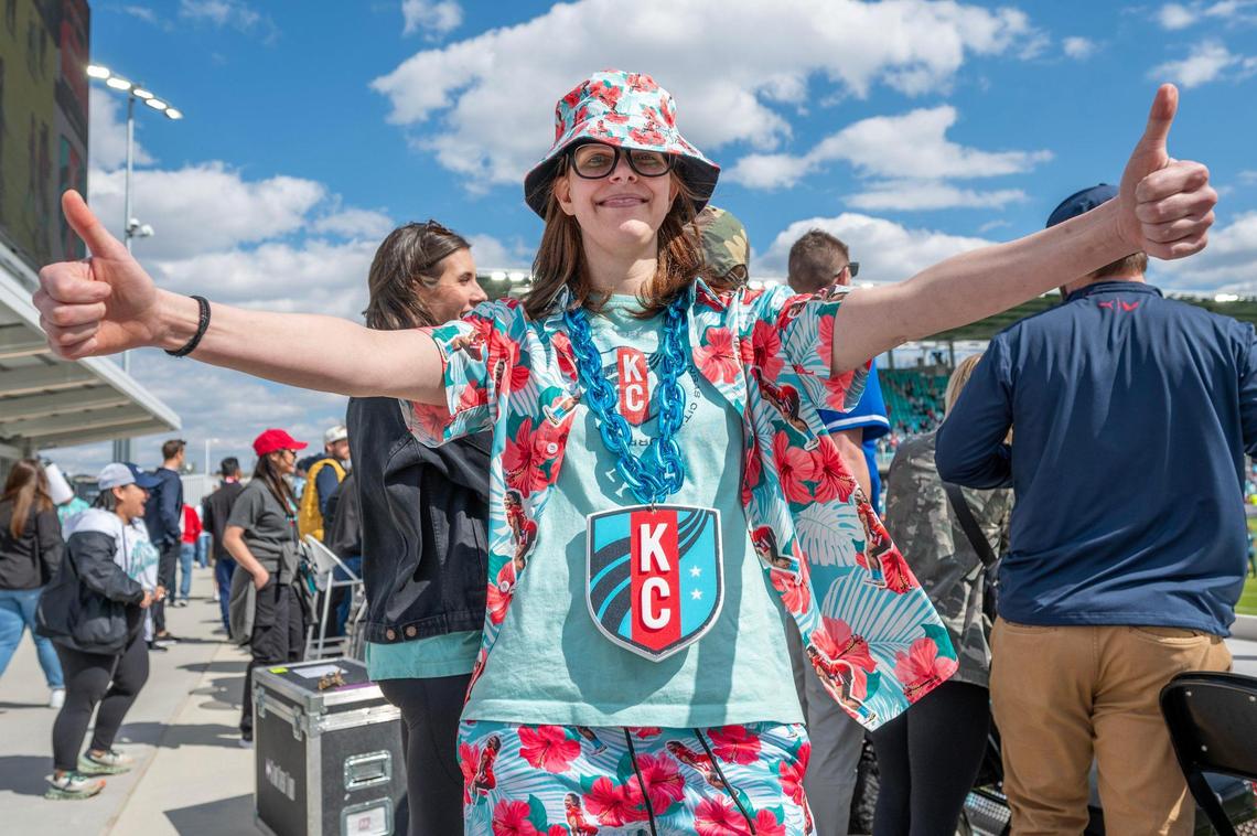 Lea Kennedy gives a thumbs up as she sports a Kansas City Current-themed Hawaiian shirt after the team’s 5-4 victory over the Portland Thorns in an NWSL match at CPKC Stadium on Saturday, March 16, 2024, in Kansas City.