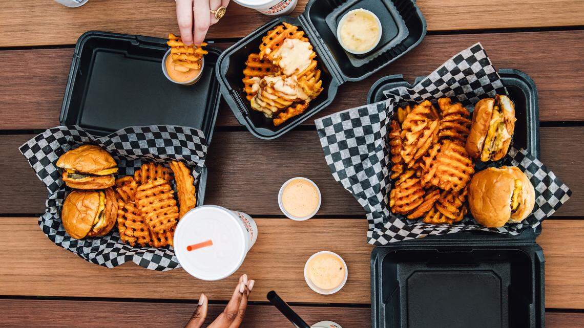 Celebrity-backed burger chain opening another Kansas City-area location