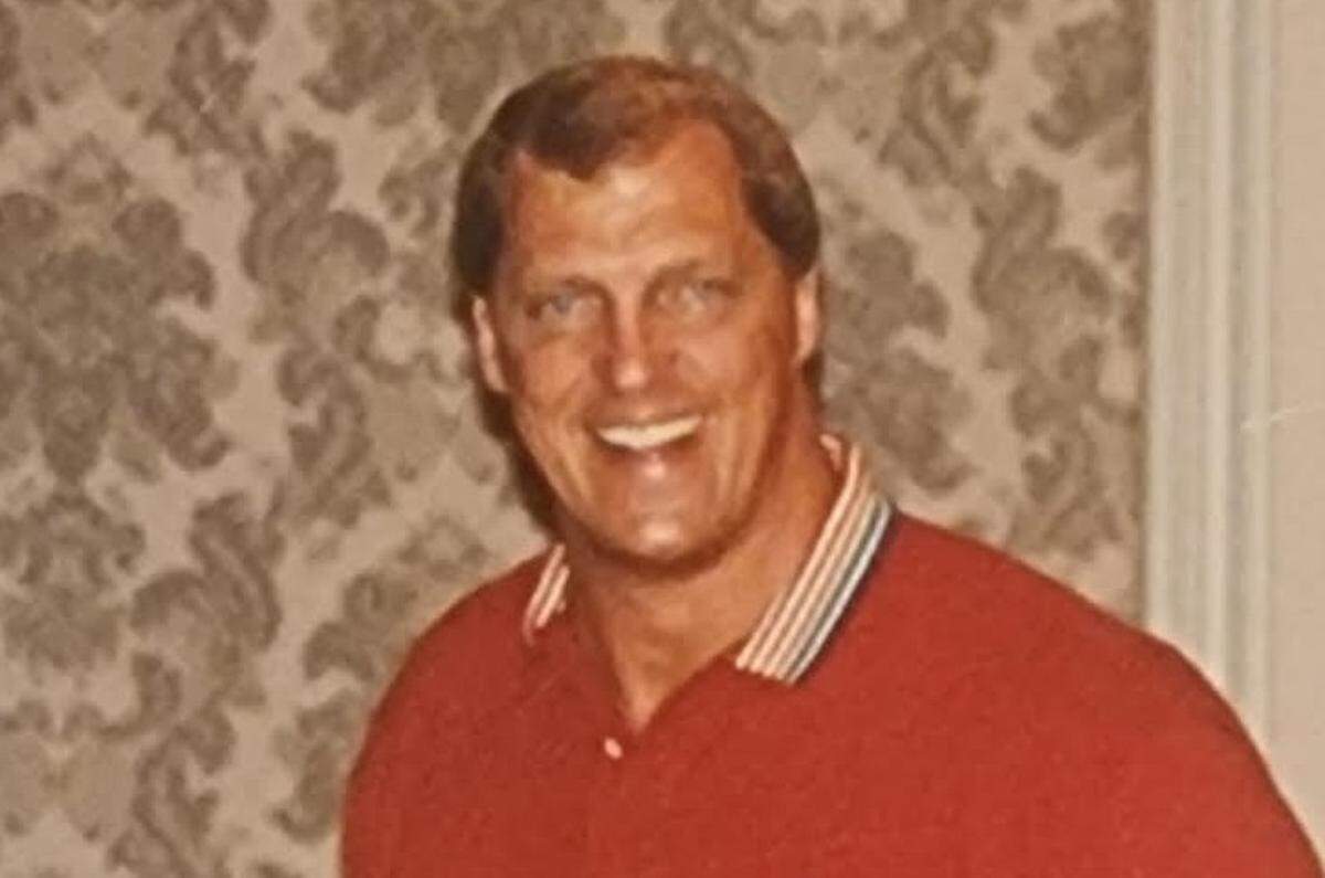 Ed Lothamer was a defensive tackle for the Kansas City Chiefs for eight seasons.