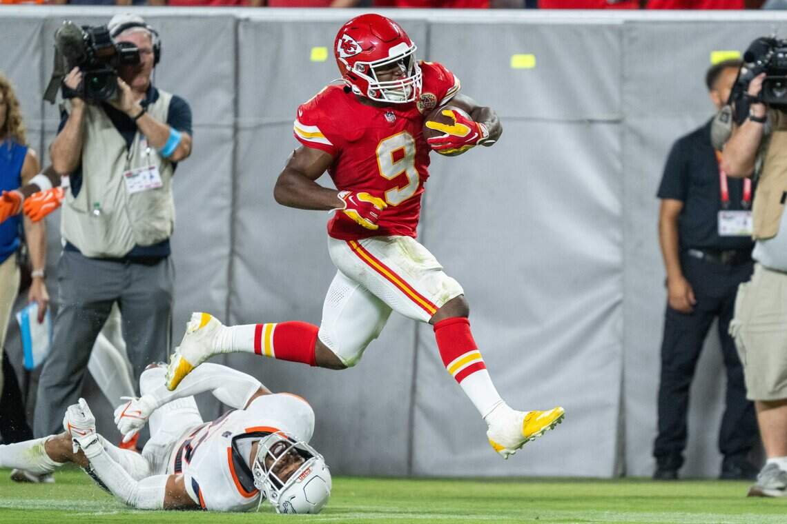 Chiefs’ Ken Walker had game unseen in NFL since Bo Jackson’s legendary 1987 game