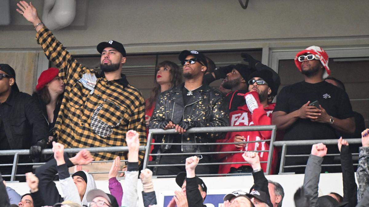 Taylor Swift, center, sat with two of her besties and assorted family and friends of boyfriend Travis Kelce at the AFC Championship Game in Baltimore on Sunday. Kelce’s brother, Jason Kelce, sat close by.