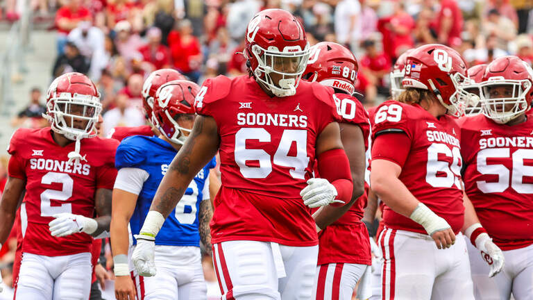 Chiefs trade up to take tackle in 2023 NFL Draft — where he rejoins college teammate