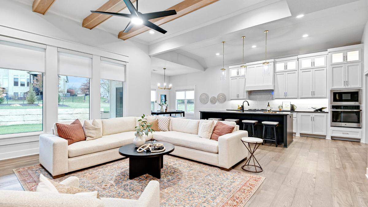 Prospective buyers may tour the fully furnished model homes to get a glimpse of the exceptional features that are offered at Canyon Creek Forest.