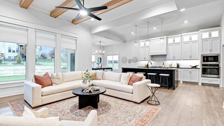 Canyon Creek Forest: A Serene Retreat of Luxury Villas in Lenexa