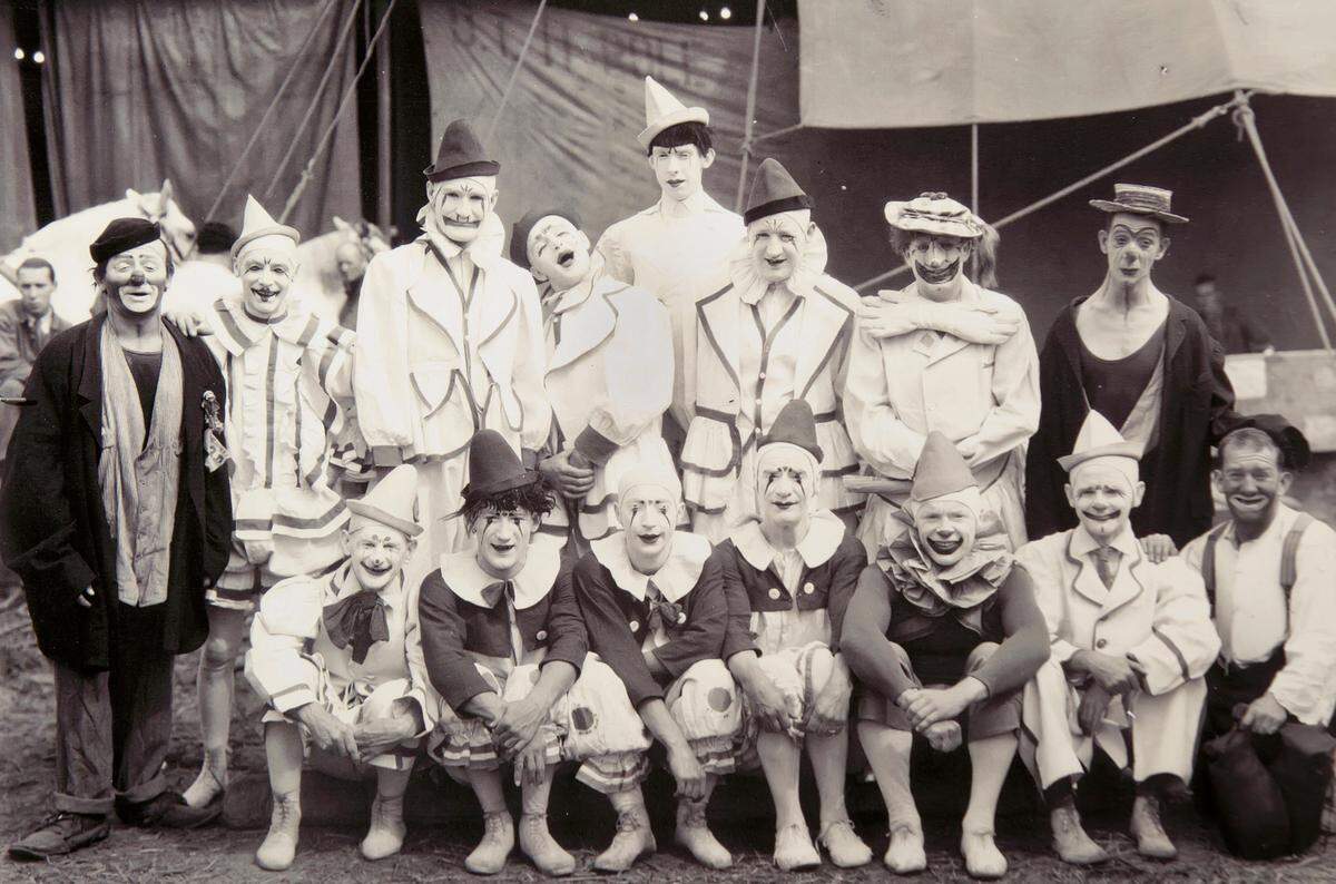 Clowns from the Sells-Floto Circus during a visit to Kansas City in 1931. Old home movies discovered by film collector Joe Tomelleri capture the circus and many other forms of entertainment in Kansas City from the late 1920s.