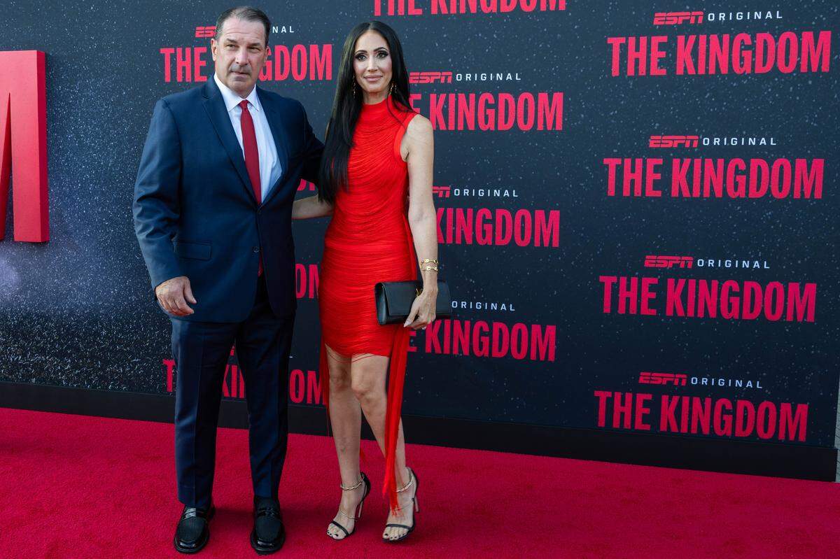 Kansas City Chiefs defensive line coach Joe Cullen on the red carpet before the special screening of the ESPN six-part series ‘The Kingdom,’ on Sunday, Aug. 24, 2025, in Kansas City.