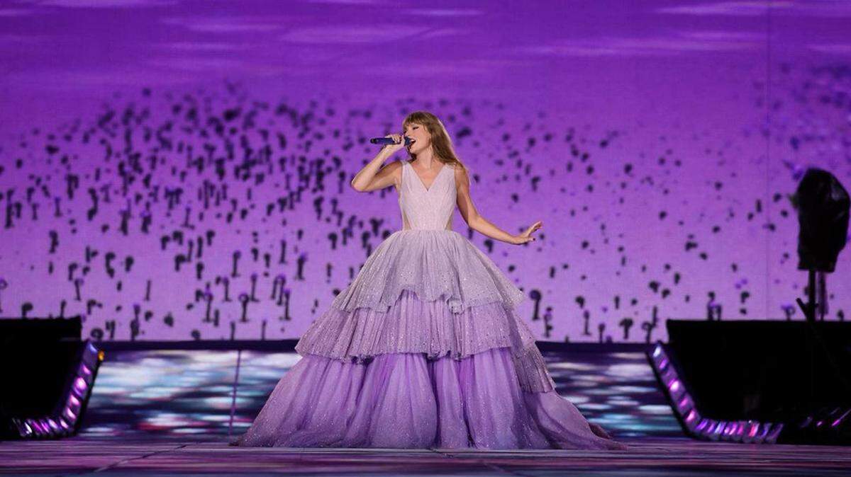 Taylor Swift performs at Arrowhead Stadium on July 7, 2023.