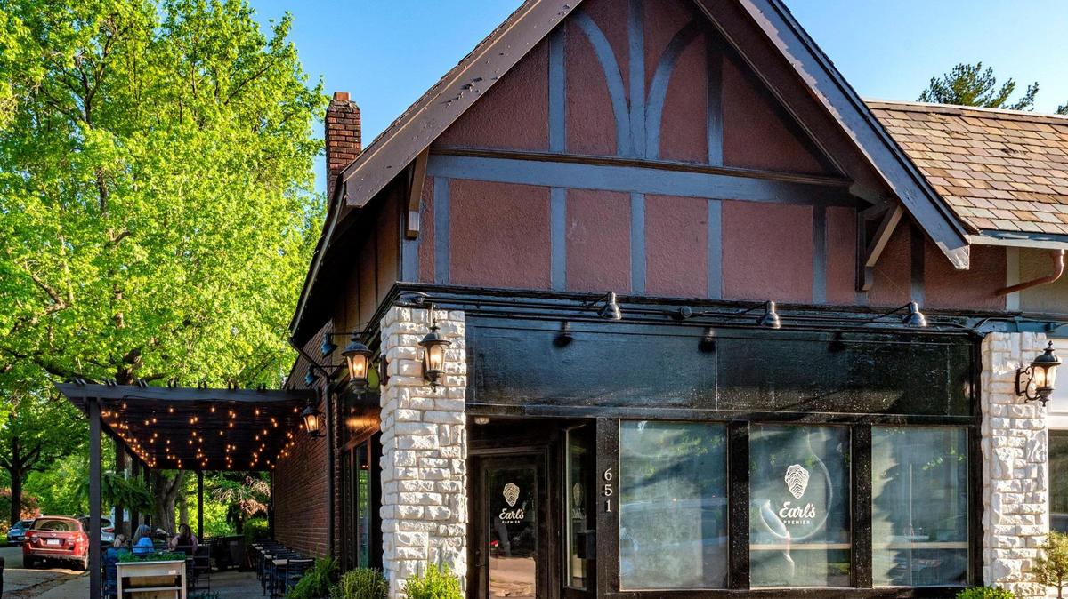 The exterior of Earl’s Premier at 651 E. 59th St. in Kansas City’s Brookside neighborhood.