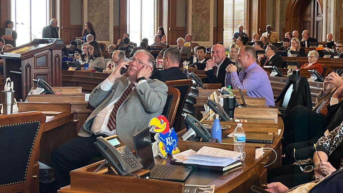 Kansas House Speaker Dan Hawkins vows to take another run next year at a flat-rate income tax.
