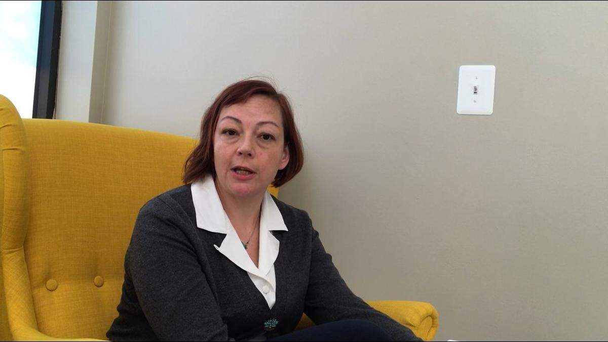 Sara Bubenik, a primary care physician in Kansas City, said she will help some of her patients access medical marijuana as an alternative to opioids once Missouri’s program rolls out next year.