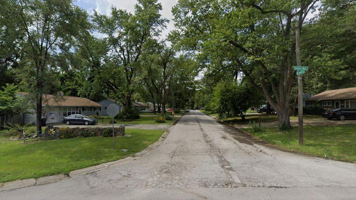 Two teens were injured, one critically, in a double shooting Friday morning in the 12000 block of Bristol Terrace in the Ruskin Heights area of south Kansas City, a police spokesman said. One of the victims, a girl, remains in critical condition. The other victim, a boy, had non-life-threatening injuries. This Google Maps Street View image of the area is from August.