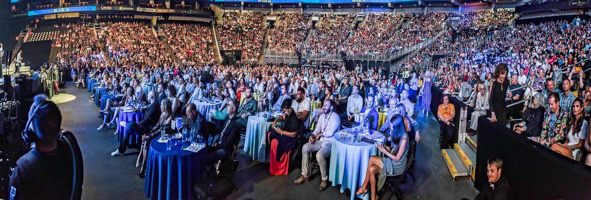 For this first Big Slick auction to be held at the Sprint Center, fans paid $200 for premium lower-level seats and $79 for the regular seats.