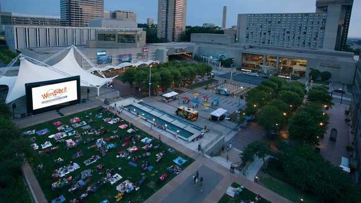 Image courtesy of Crown Center.