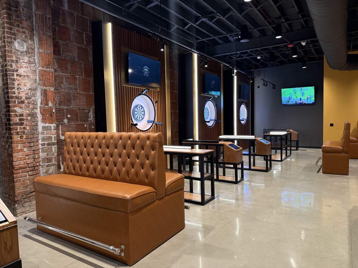 Arrow Dart Club offers 10 high-tech dart lanes.