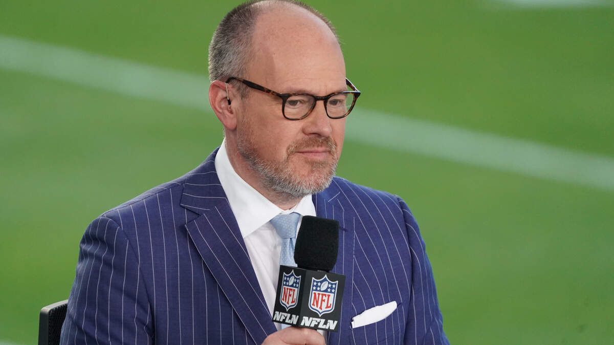 Rich Eisen of the of the NFL Network prior to the Super Bowl LIV at Hard Rock Stadium.