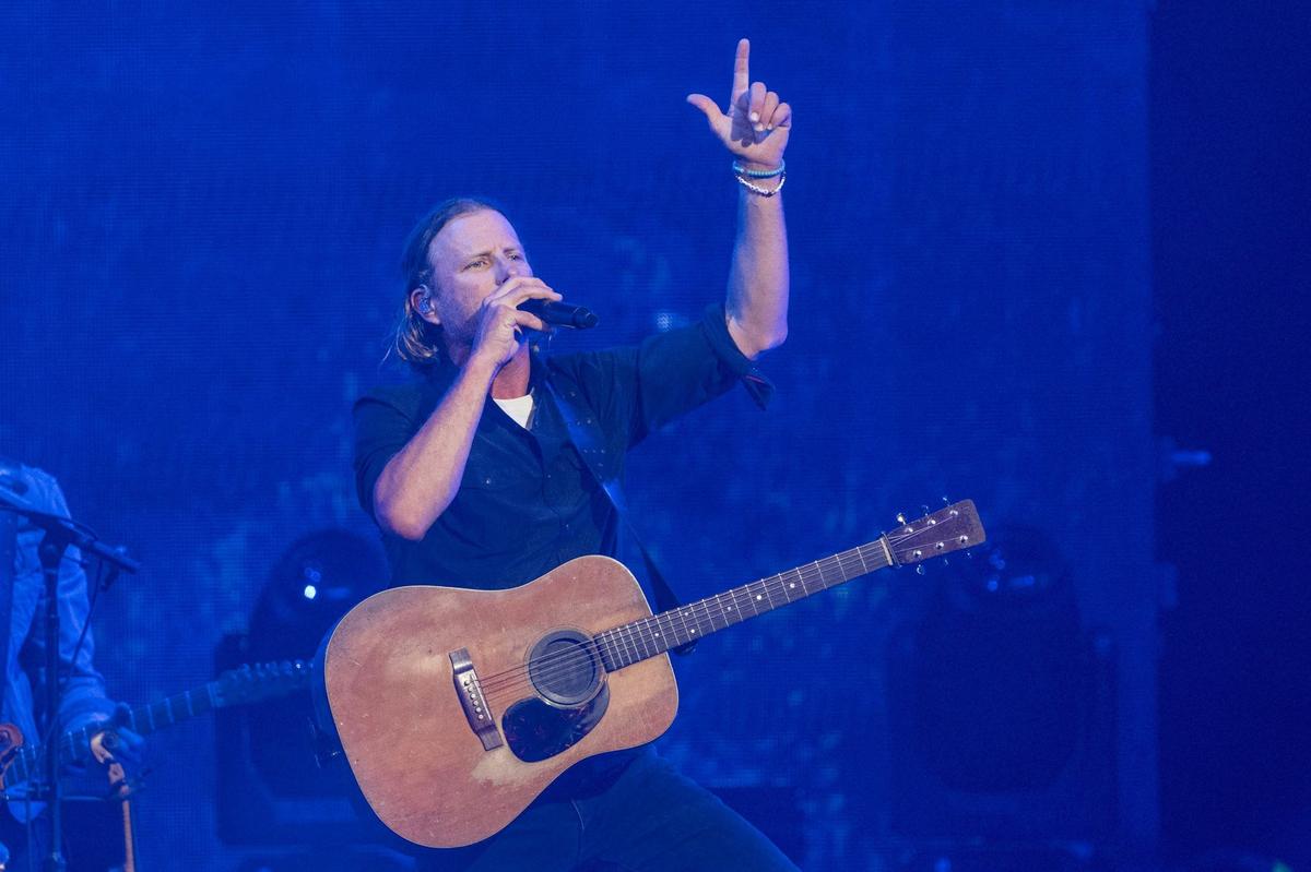Dierks Bentley performs the song “I Hold On” during his concert Friday at T-Mobile Center.