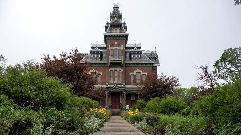 Independence may sell off historic properties. What will happen to Vaile Mansion?