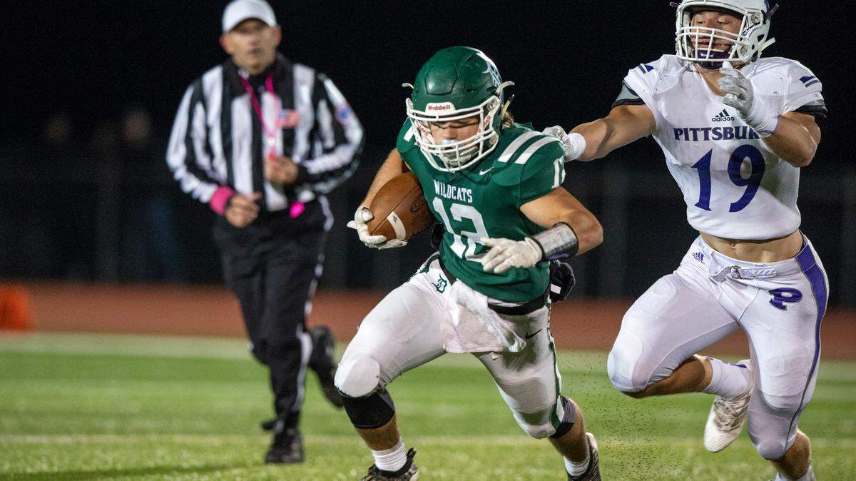 High school football heats up across the Kansas-Missouri region this weekend.