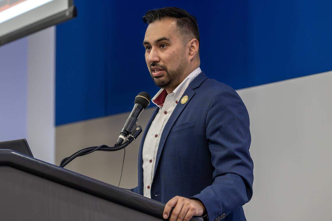 Manuel Abarca IV, a Jackson County 1st District legislator, addresses a community meeting at Metropolitan Community College on Tuesday, Jan. 20, 2026, in Kansas City.
