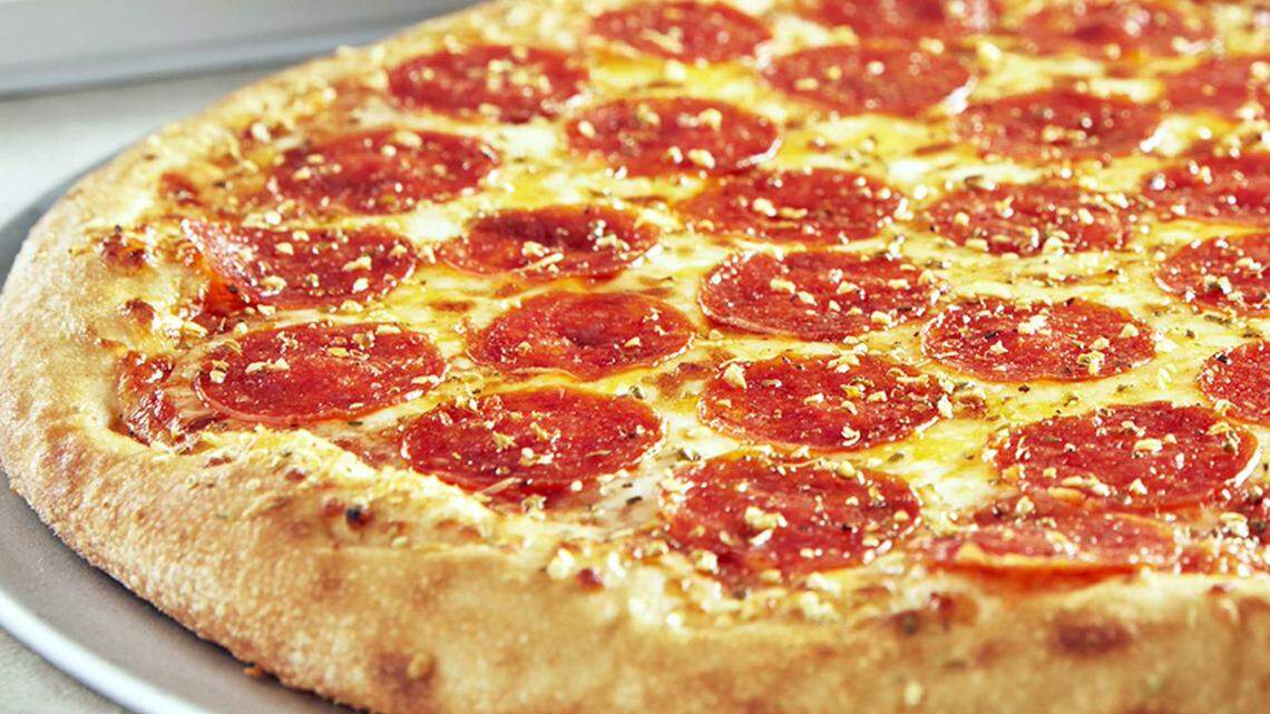 Peter Piper Pizzeria will have pizza, wings, salads, Italian-inspired sandwiches and pastas, local craft beers and wine.