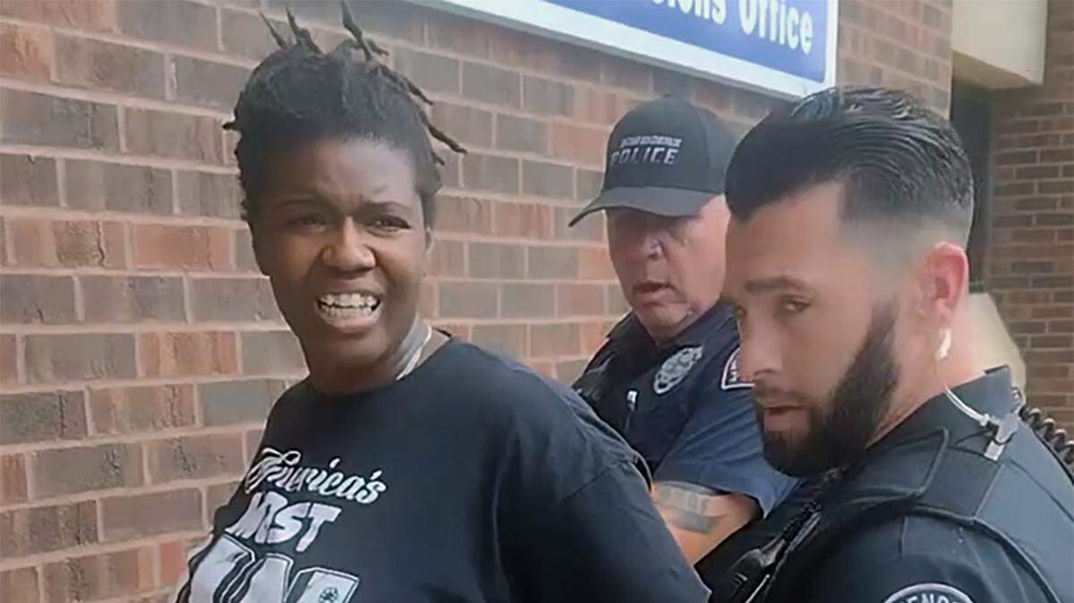 Ashley Richey was banned from district property, but wasn’t told why or how to appeal.