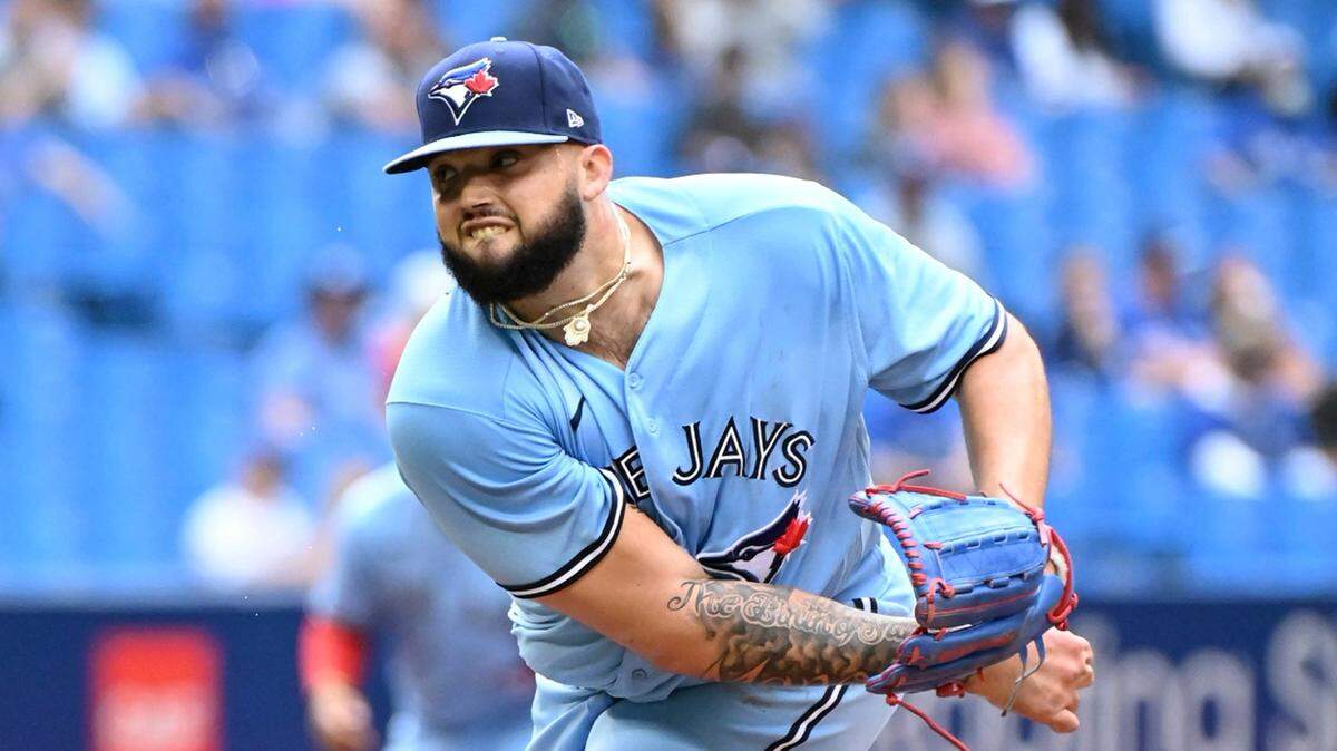 Toronto Blue Jays’ Alek Manoha pitches during the first inning of baseball action against the Kansas City Royals in Toronto on Saturday, July 31, 2021. (Jon Blacker/The Canadian Press via AP)