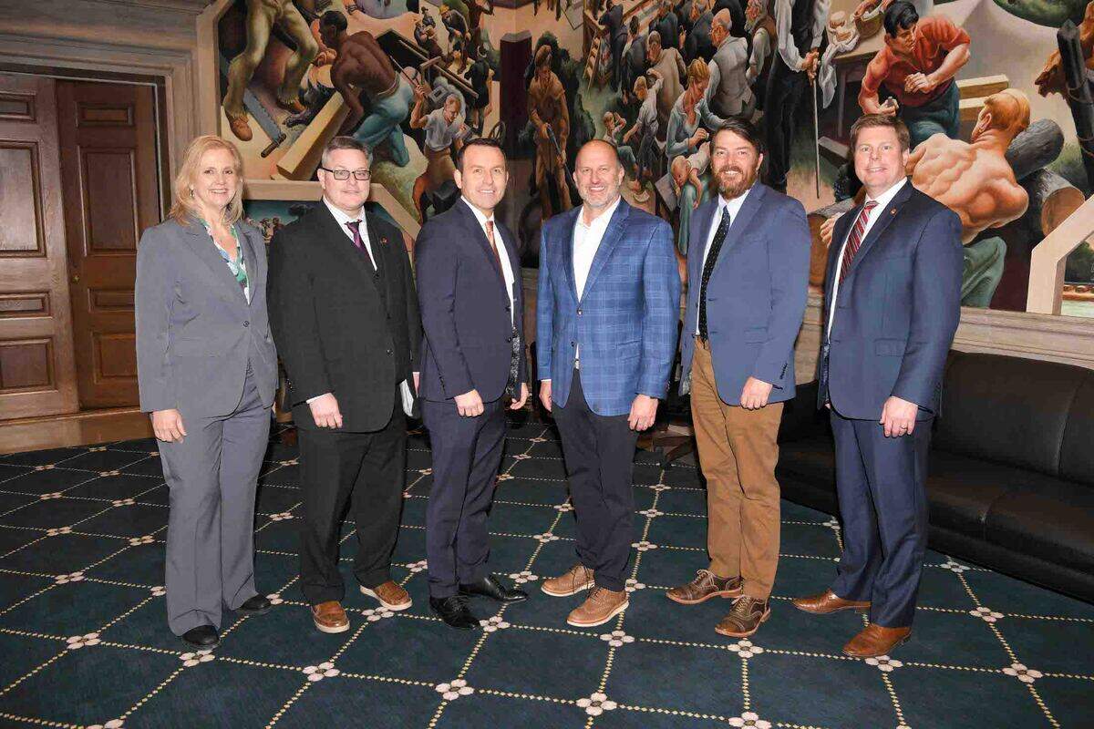 Missouri House Speaker Dean Plocher (far right) stands with Catherine Hanaway, Rod Jetton, Steven Tilley, John Diehl, Todd Richardson for a group photo of previous House speakers on March 12, 2024.