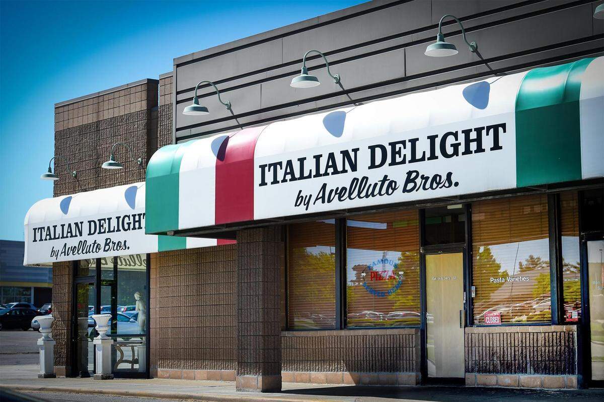 For 38 years, Italian Delight by Avelluto served traditional Italian food and pizza at 6522 Martway St.