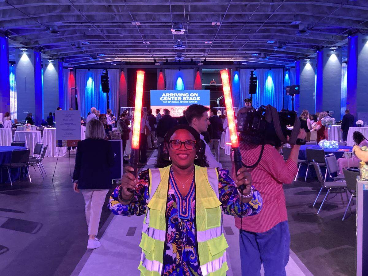 Visit KC’s annual event, held Thursday, May 7, at Municipal Auditorium, was attended by some 500 people representing Kansas City’s restaurant, hotel, hospitality and tourism industries. A 1960s airline theme, “Arriving on Center Stage,” represented how Kansas City is attracting a global audience for the 2026 FIFA World Cup.