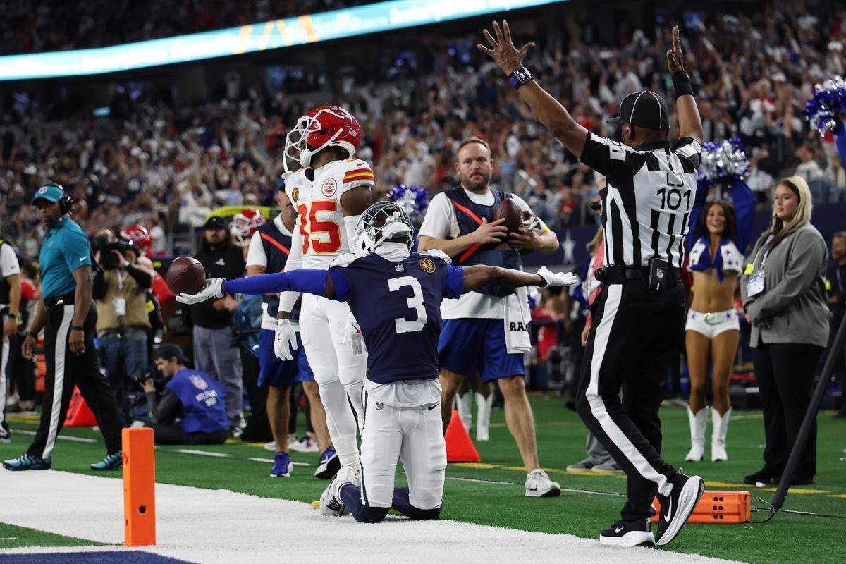 Dallas Cowboys wide receiver George Pickens celebrates his two-point conversion reception on a pass from Dak Prescott during an NFL Week 13 game against the Kansas City Chiefs at AT&T Stadium in Arlington, Texas on Thursday, Nov. 27, 2025.